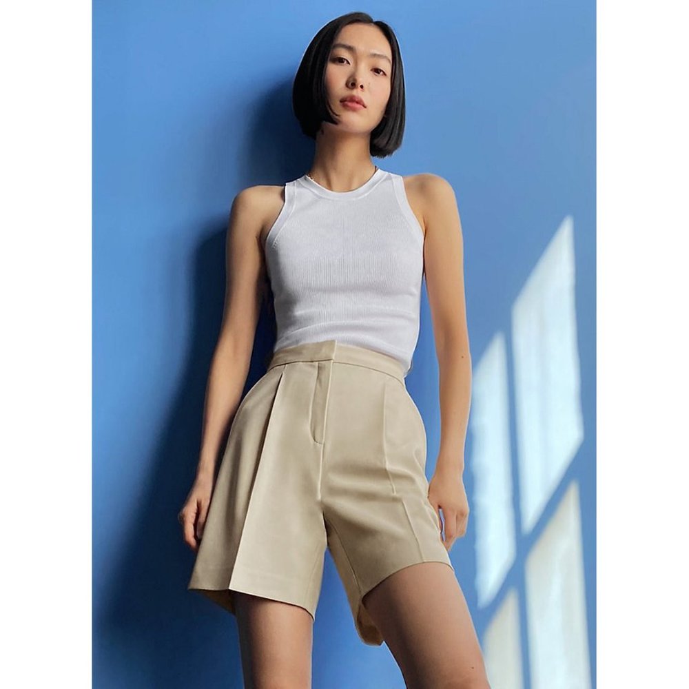 Babaton Pleated High Rise Shorts